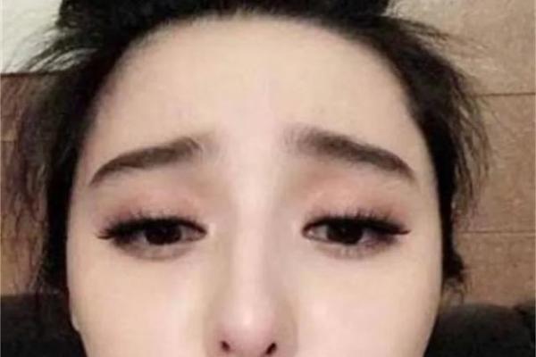 从八字眉图片看流行趋势：眉型新风尚