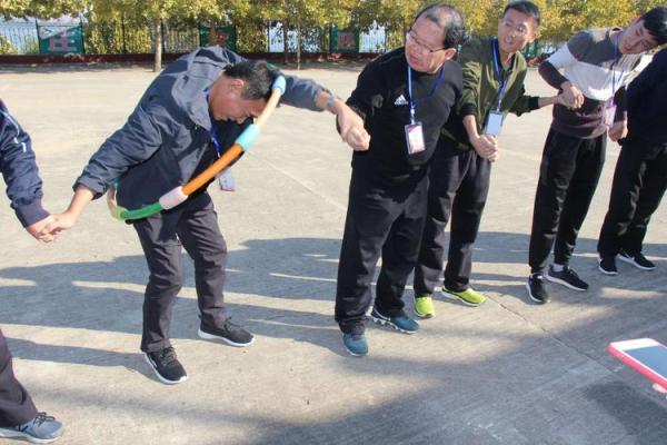 公会名字如何影响成员认同感和凝聚力