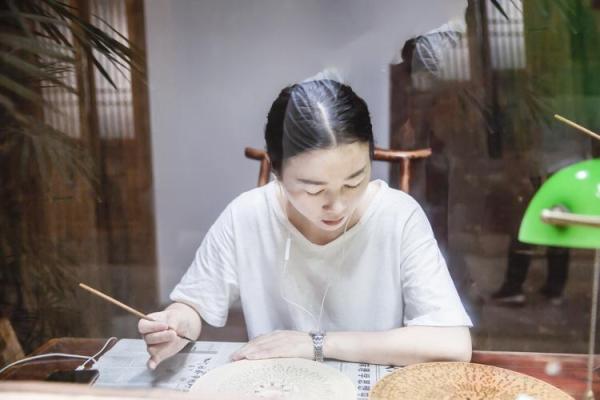 吴心心：心静如水，心灵手巧，运势满分之选