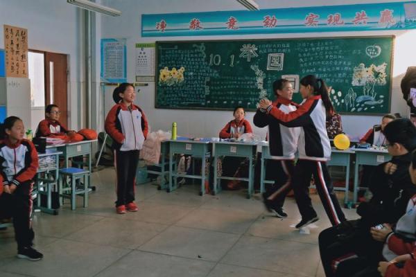 周书颜：文雅如书，颜如春花，姓名运势双丰收