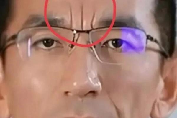面相秘语：三线交织的智慧面谱