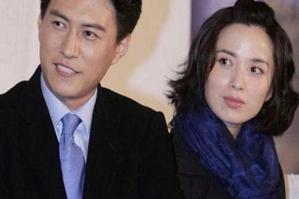 靳东婚姻命理揭秘：揭秘明星夫妻的神秘缘分！