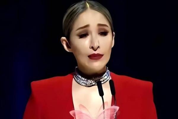 萧亚轩运势大起底：揭秘天后的人生轨迹与命理相