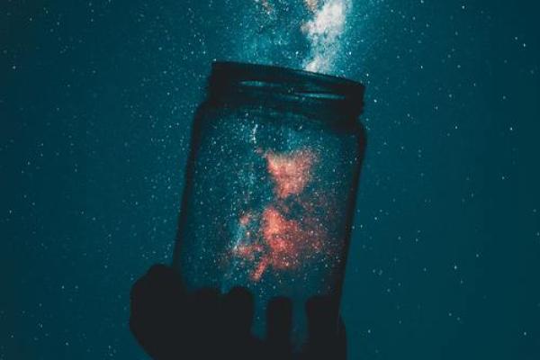 玲珑之韵，姓名运势的璀璨星河