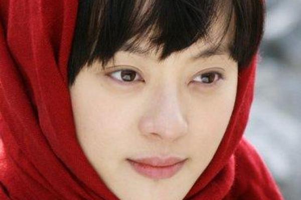神秘女命理师：揭开命运之谜的神秘面纱