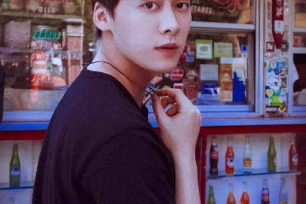 命理大师解码李易峰姻缘：另一半竟是她？