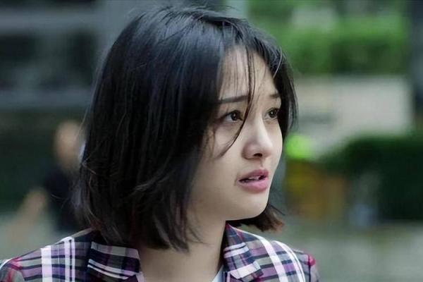 郑爽命理分析：揭秘她的命运之谜，未来路在何方？