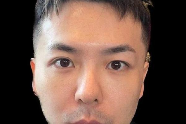 额头高大男面相：预示着智慧与领导力的非凡之人