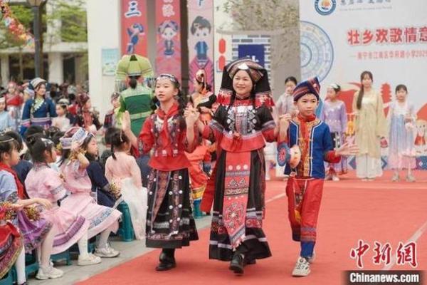 壮乡欢歌庆三月三，民俗风情共舞春