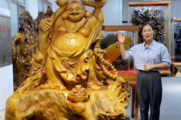 古韵生辉，家居风水必备木雕摆件