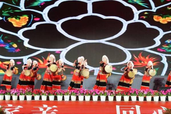 云南少数民族节庆：传承与创新的文化之旅