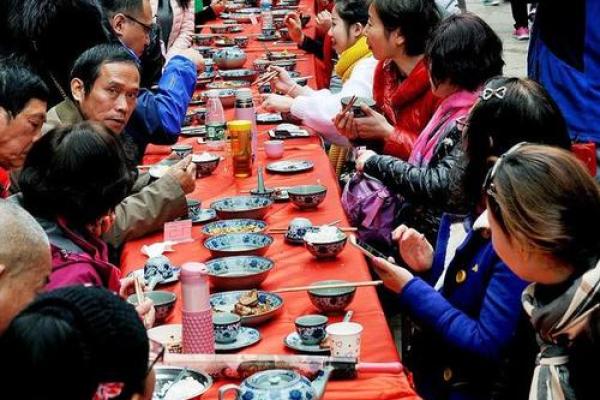 节日盛宴，民俗风情浓